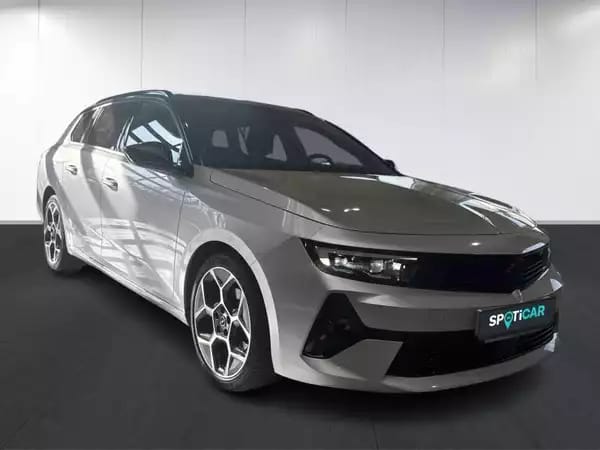 Opel Astra Sports Tourer Gs Line - Photo 2