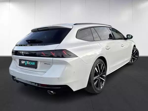 Peugeot 508 SW GT HYBRID - Photo 3