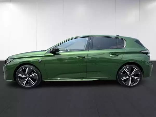 Peugeot 308 III and e- GT - Photo 3