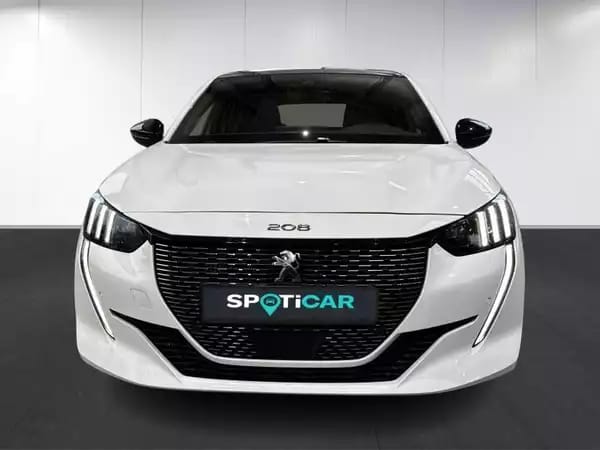 Peugeot 208 II and e- GT Line - Photo 2