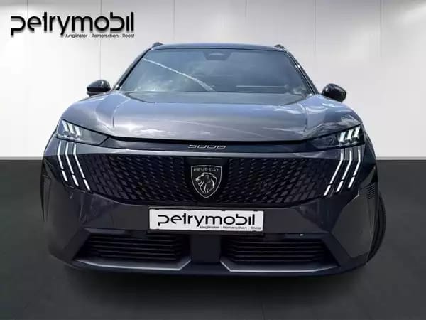 Peugeot 5008 III and e- GT - Photo 2