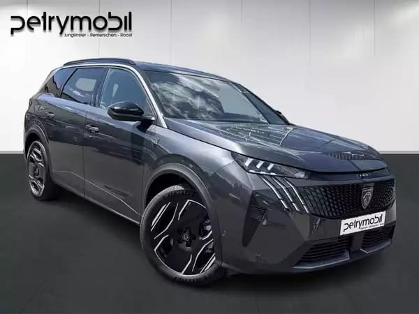 Peugeot 5008 III and e- GT - Photo 2