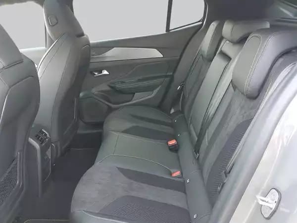 Peugeot 408 GT - Photo 3