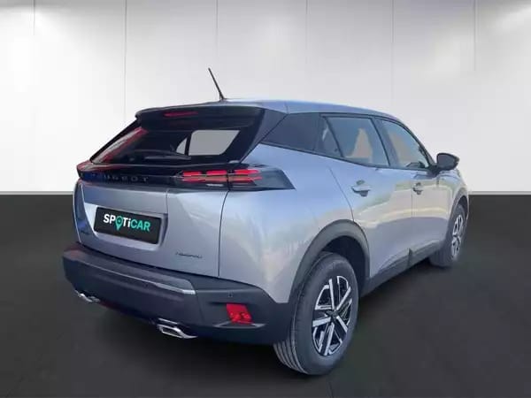 Peugeot 2008 Style Hybrid 145ch e-DSC6 - Photo 3