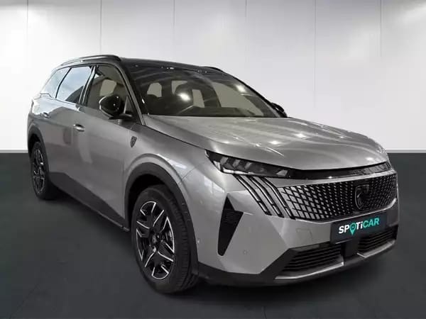 Peugeot 5008 III and e- GT - Photo 2