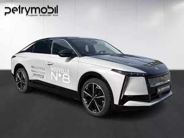 DS Automobiles N°8 JULES VENRE - Photo 2