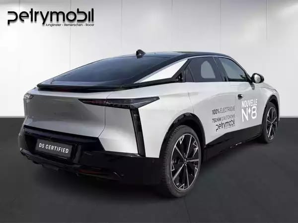 DS Automobiles N°8 JULES VENRE - Photo 3