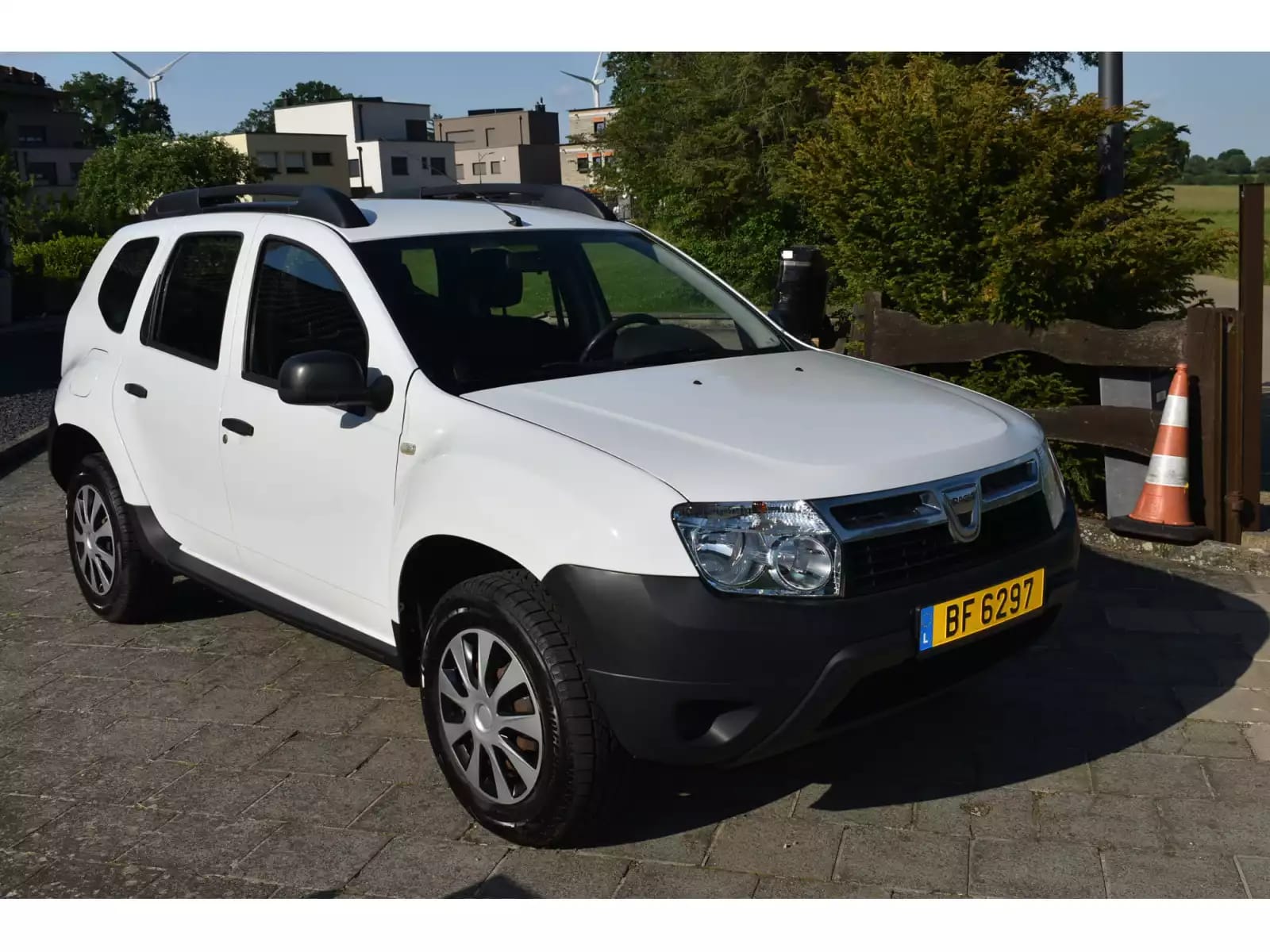 Dacia Duster 4x4 1,6i16V - Photo 1