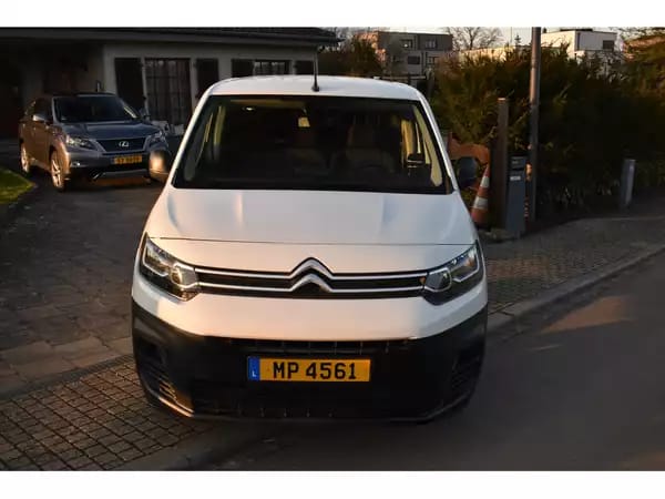 Citroën Berlingo XL 1,5 HDi 100 Maxi - Photo 2
