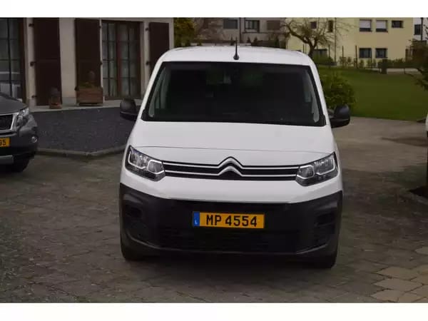 Citroën Berlingo 1,5 HDi Maxi 3 places très soignée - Photo 2