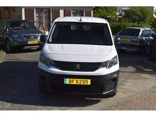 Peugeot Partner 1,5 HDi Maxi 3 places 42000km - Photo 2