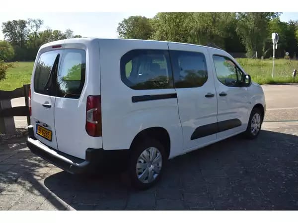 Peugeot Partner 1,5 HDi Maxi 3 places 42000km - Photo 3