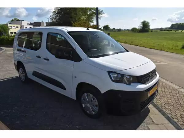 Peugeot Partner 1,5 HDi maxi 3places 42000km - Photo 2