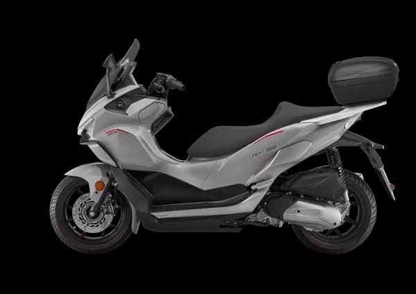 QJ Motor SRV 125 FORT 125 N - Photo 2