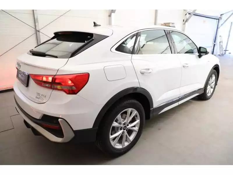 Audi Q3 Sportback S-Line - Photo 1