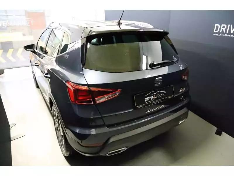 SEAT Arona FR - Photo 1