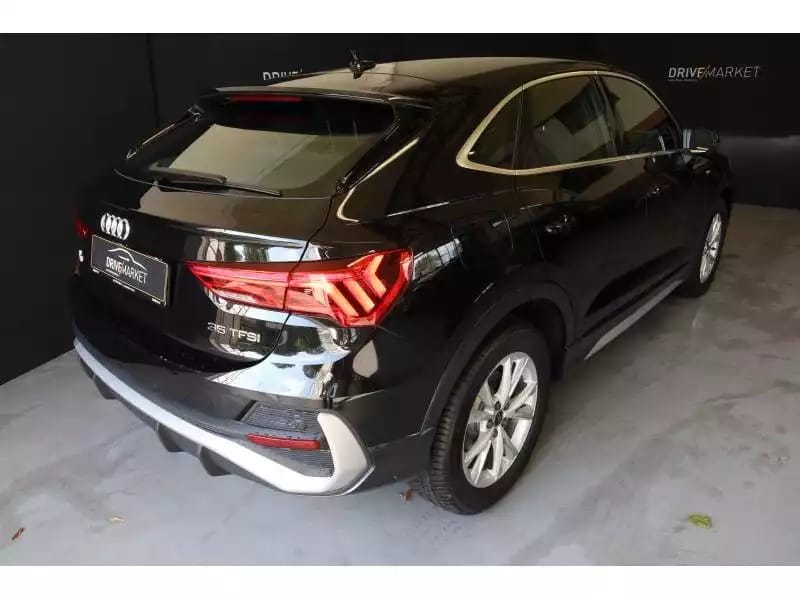 Audi Q3 Sportback S line - Photo 1