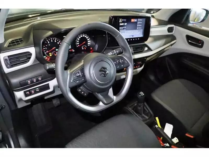 Suzuki Swift GL+ - Photo 1