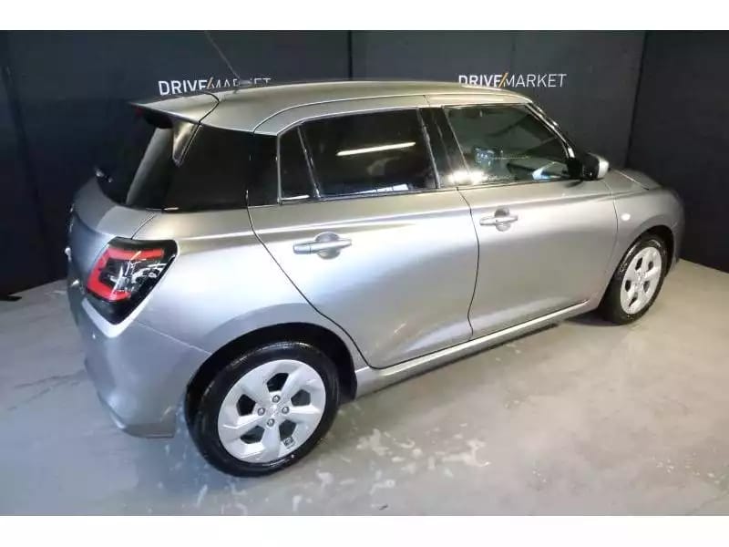 Suzuki Swift GL+ - Photo 1