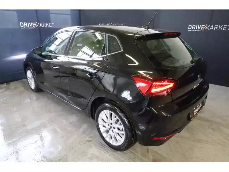 SEAT Ibiza XcEllence - Photo 1