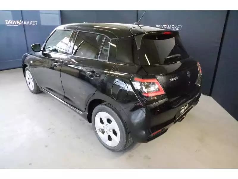 Suzuki Swift GL+ - Photo 1