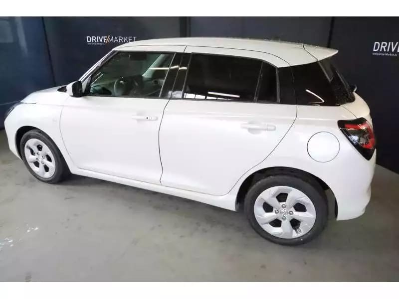 Suzuki Swift GL+ - Photo 1