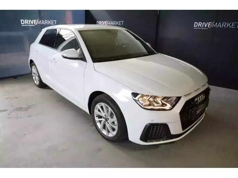 Audi A1 Advanced - Photo 1