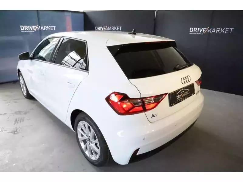 Audi A1 Advanced - Photo 1