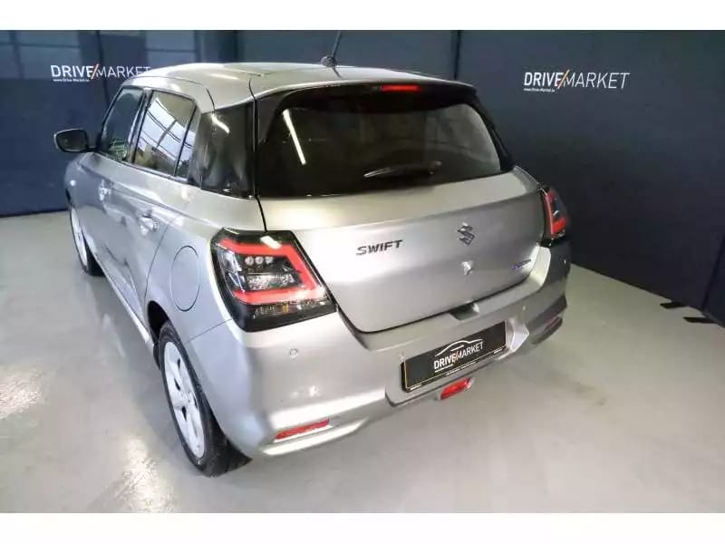Suzuki Swift GL+ - Photo 1