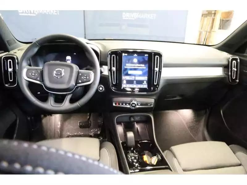 Volvo XC40 Dark - Photo 1