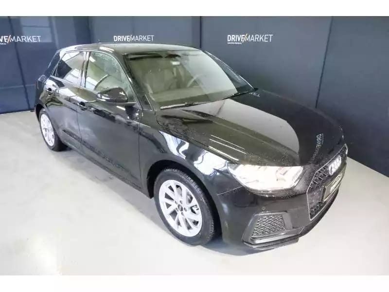 Audi A1 Advanced - Photo 1