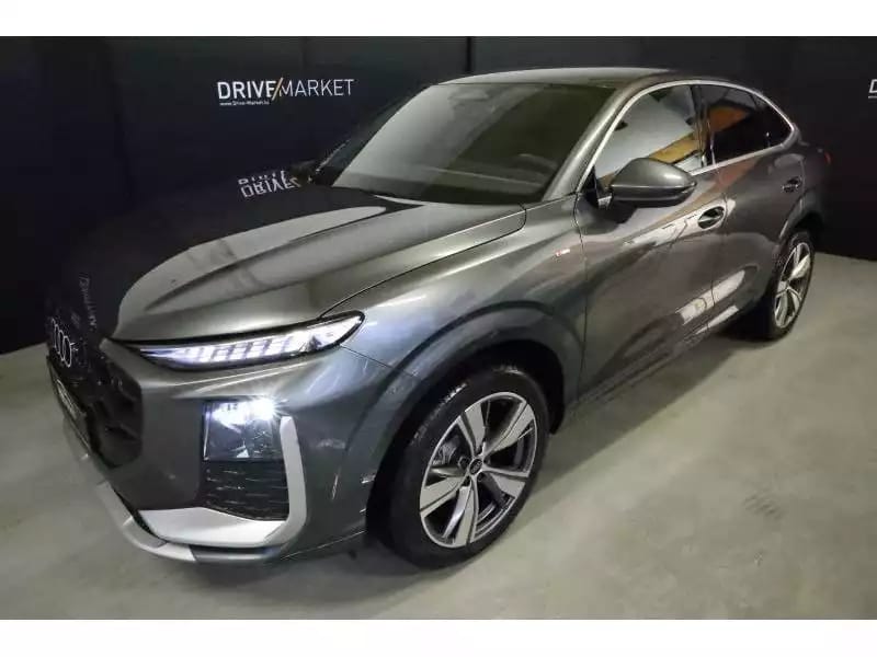 Audi Q3 Sportback - Photo 1