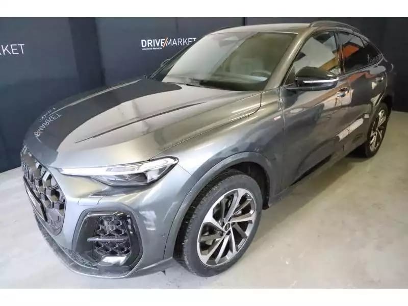 Audi Q5 Sportback S line - Photo 1