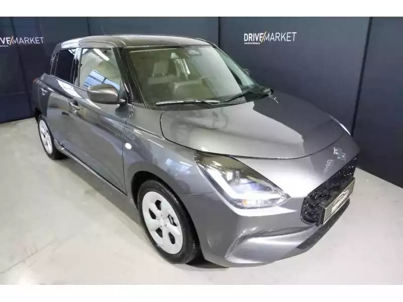 Suzuki Swift GL+ - Photo 1