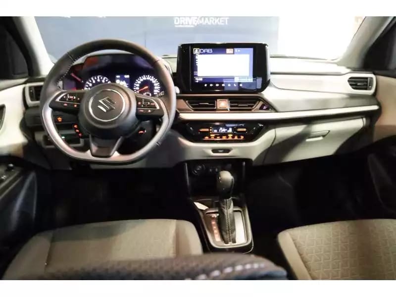 Suzuki Swift GL+ - Photo 1