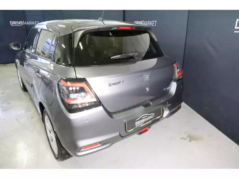 Suzuki Swift GL+ - Photo 1