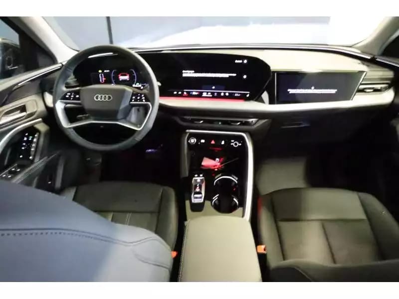 Audi Q5 S-Line - Photo 1