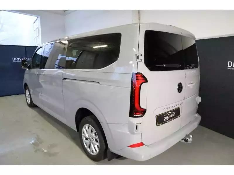 Volkswagen T7 Caravelle Style LONG LR 9P - Photo 1