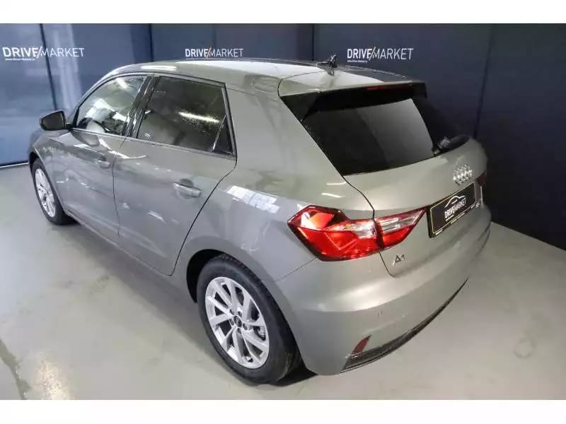 Audi A1 Advanced - Photo 1