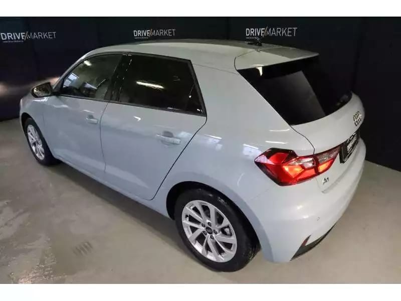Audi A1 Advanced - Photo 1