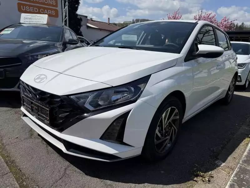 Hyundai i20 - Photo 1