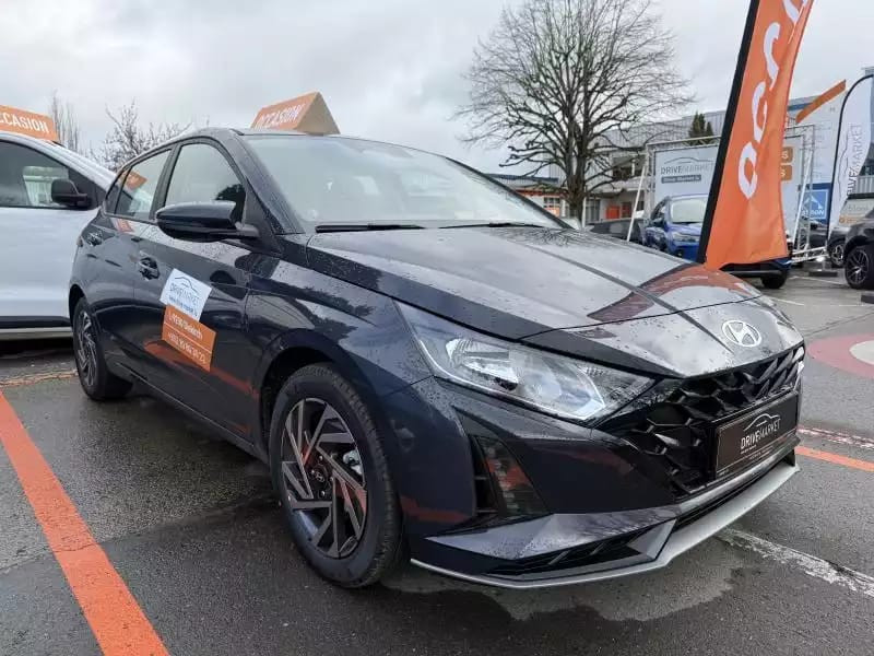 Hyundai i20 - Photo 1