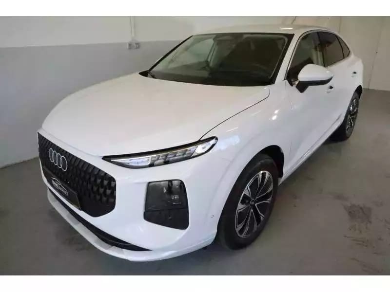 Audi Q3 Sportback - Photo 1