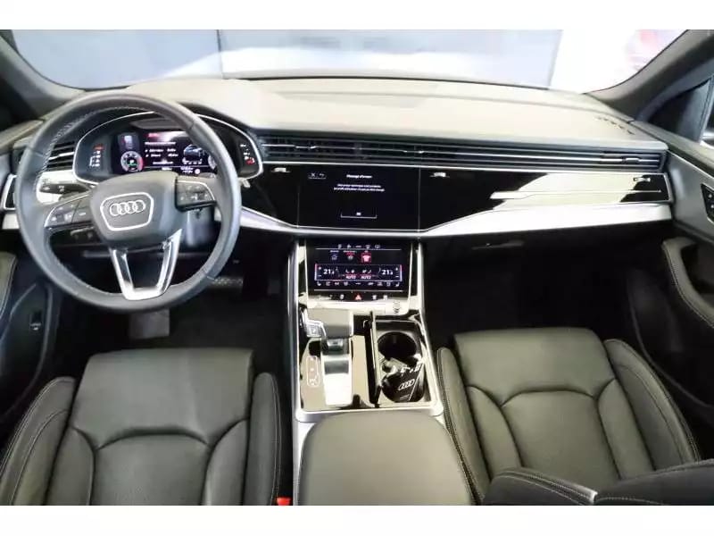Audi Q8 50 TDI - Photo 1