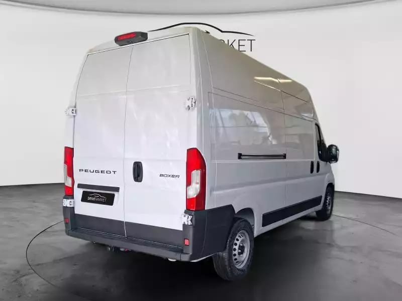 Peugeot Boxer 435 L3H3 - Photo 1