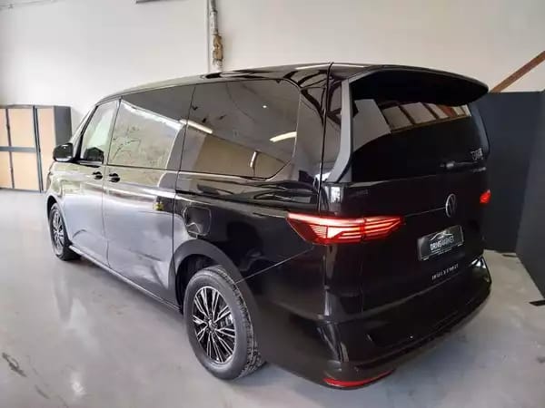 Volkswagen T7 Multivan Life LONG - Photo 2