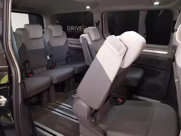 Volkswagen T7 Multivan Life LONG - Photo 3