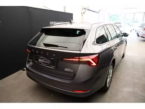 Skoda Octavia Style - Photo 2