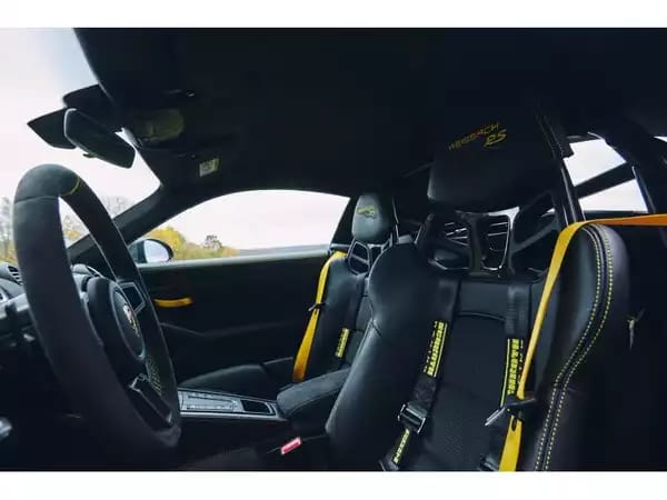 Porsche Cayman GT4 RS Weissach - Photo 2