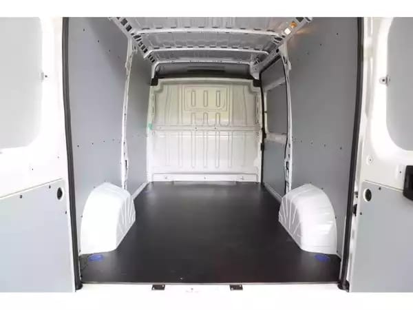 Peugeot Boxer III L2H2 - Photo 2